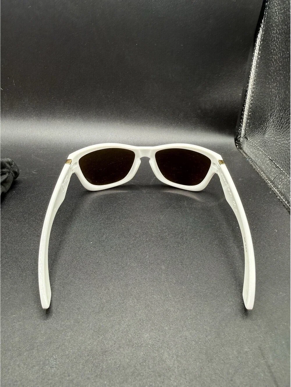 Oakley Jupiter White/24K Gold Iridium Lenses 03-249